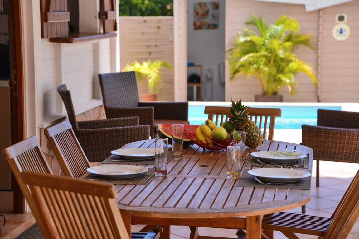 Villa Sohalia Climatisee, Piscine Et Jardin A 5Mn De La Plage Le Diamant Εξωτερικό φωτογραφία